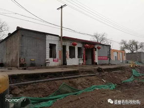 清徐凤仪街沿线商户积极配合红线内建筑物自拆纪实